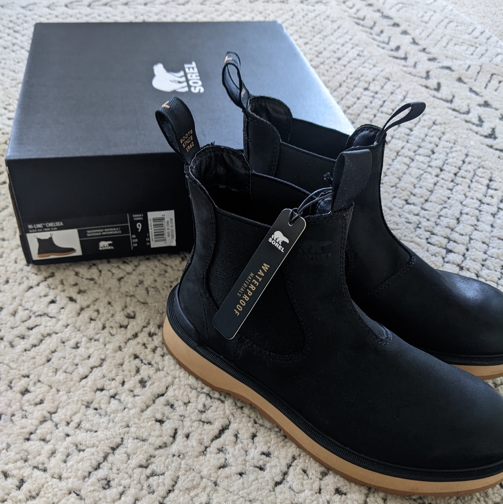 HI-LINE™ CHELSEA BOOT
